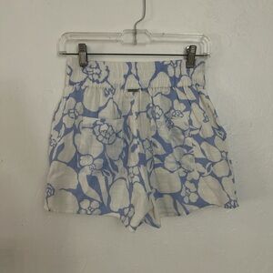 Billabong Floral Blue and White Women's Shorts